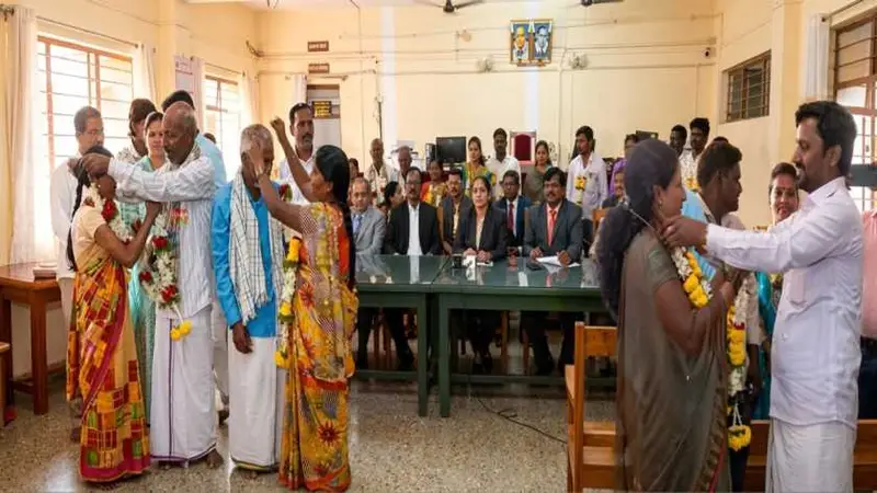 ದಾವಣಗೆರೆ: ಲೋಕ ಅದಾಲತ್‌ನಲ್ಲಿ ಪವಾಡ; ವಿಚ್ಛೇದನದ ಹೊಸ್ತಿಲಲ್ಲಿದ್ದ 37 ಜೋಡಿಗಳು ಮತ್ತೆ ಒಂದಾದರು!