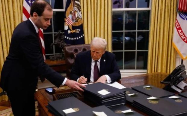 ಇರಾನ್ ಜತೆ ವ್ಯವಹರಿಸುವ ರಾಷ್ಟ್ರಗಳ ಮೇಲೆ ಶೇ 25ರಷ್ಟು ಸುಂಕ : ಟ್ರಂಪ್