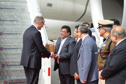 ಬೆಂಗಳೂರು ಭೇಟಿಗಾಗಿ ಆಗಮಿಸಿ ಜರ್ಮನಿಯ ಚಾನ್ಸೆಲರ್: ಸಚಿವ ಎಂ.ಬಿ ಪಾಟೀಲ್ ರಿಂದ ಸ್ವಾಗತ