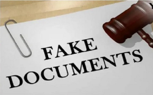 ಮಾಜಿ ಸಂಸದೆಯ ಸಹೋದರನ ನಿವೇಶನ ಕಬಳಿಸಿದ ಭೂಗಳ್ಳರು: ಪ್ರಕರಣ ದಾಖಲು